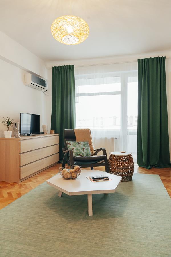 Old Town View Apartment Bukarest Exteriör bild
